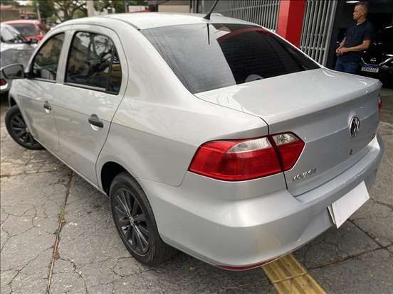 VOLKSWAGEN-VOYAGE-2014