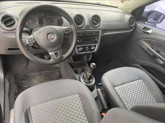 VOLKSWAGEN-VOYAGE-1.6 MI COMFORTLINE 8V FLEX 4P MANUAL VOLKSWAGEN-VOYAGE-2015