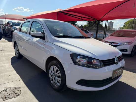 VOLKSWAGEN-VOYAGE-2014