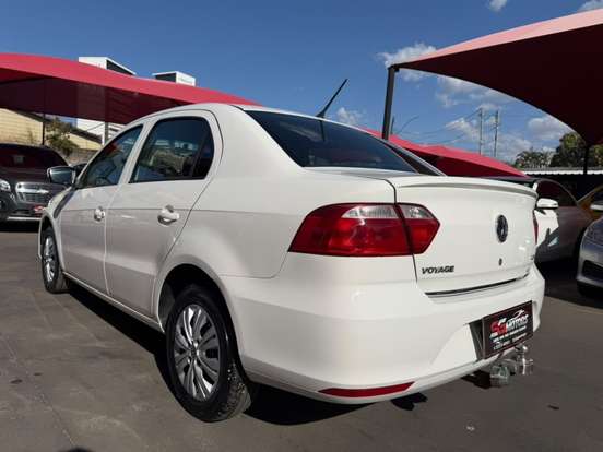 VOLKSWAGEN-VOYAGE-1.6 MI TRENDLINE 8V FLEX 4P MANUAL VOLKSWAGEN-VOYAGE-2014