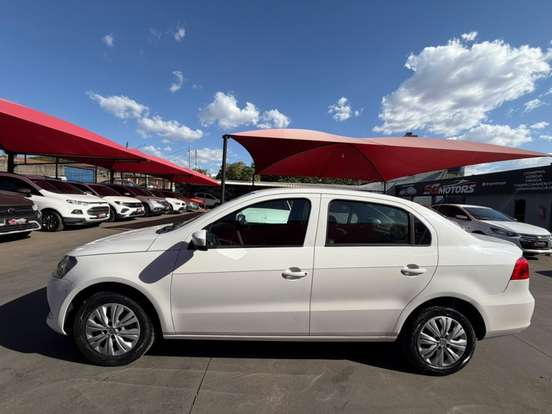 VOLKSWAGEN-VOYAGE-1.6 MI TRENDLINE 8V FLEX 4P MANUAL VOLKSWAGEN-VOYAGE-2014