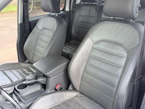 VOLKSWAGEN-AMAROK-3.0 V6 TDI DIESEL HIGHLINE CD 4MOTION AUTOMÁTICO VOLKSWAGEN-AMAROK-2018