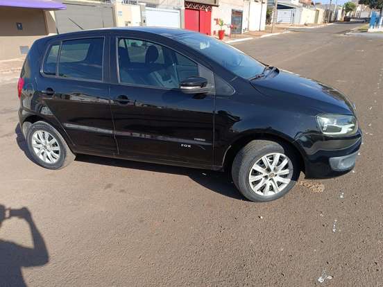 VOLKSWAGEN-FOX-2012