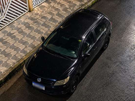VOLKSWAGEN-GOL-2009