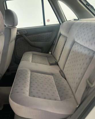 VOLKSWAGEN-GOL-1.6 MI 8V GASOLINA 4P MANUAL G.III VOLKSWAGEN-GOL-1999