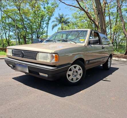 VOLKSWAGEN-GOL-1992