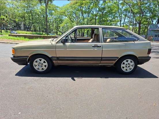 VOLKSWAGEN-GOL-1992
