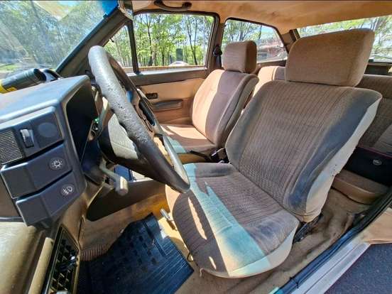 VOLKSWAGEN-GOL-1992
