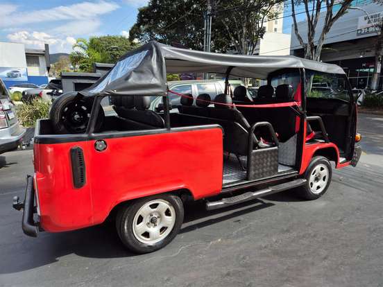 VOLKSWAGEN-KOMBI-1988