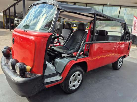 VOLKSWAGEN-KOMBI-1988