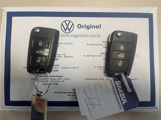 VOLKSWAGEN-POLO-2024