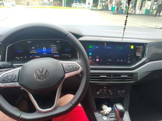 VOLKSWAGEN-POLO-2025