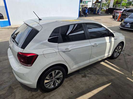 VOLKSWAGEN-POLO-1.0 200 TSI COMFORTLINE AUTOMÁTICO VOLKSWAGEN-POLO-2019