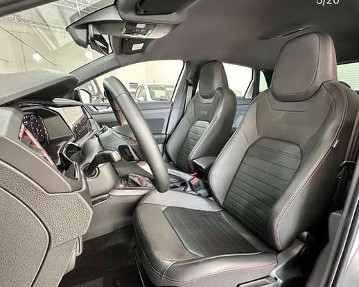 VOLKSWAGEN-POLO-2024