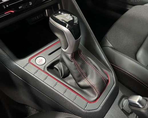VOLKSWAGEN-POLO-2024