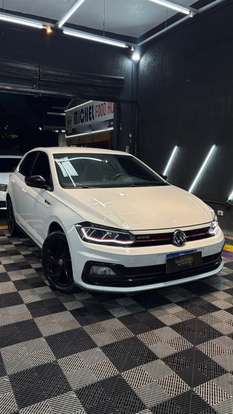 VOLKSWAGEN-POLO-2020