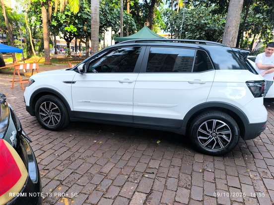 VOLKSWAGEN-T-CROSS-1.0 200 TSI TOTAL FLEX AUTOMÁTICO VOLKSWAGEN-T-CROSS-2021