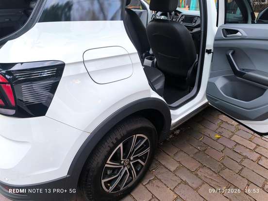 VOLKSWAGEN-T-CROSS-1.0 200 TSI TOTAL FLEX AUTOMÁTICO VOLKSWAGEN-T-CROSS-2021