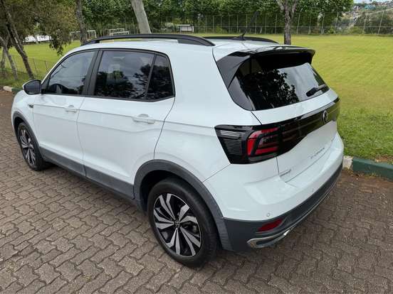 VOLKSWAGEN-T-CROSS-1.0 200 TSI TOTAL FLEX COMFORTLINE AUTOMÁTICO VOLKSWAGEN-T-CROSS-2021
