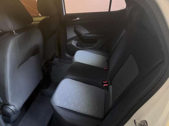 VOLKSWAGEN-T-CROSS-1.0 200 TSI TOTAL FLEX COMFORTLINE AUTOMÁTICO VOLKSWAGEN-T-CROSS-2021