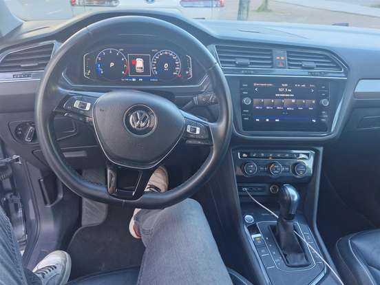 VOLKSWAGEN-TIGUAN-2020