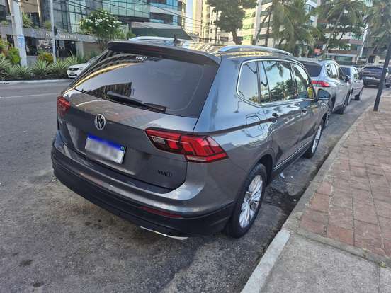 VOLKSWAGEN-TIGUAN-2020