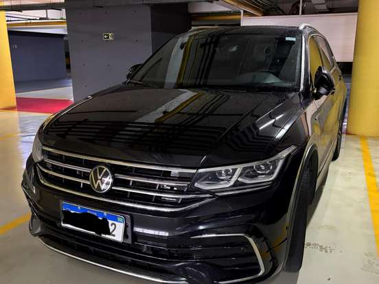 VOLKSWAGEN-TIGUAN-2.0 300 TSI GASOLINA ALLSPACE R-LINE AUTOMÁTICO VOLKSWAGEN-TIGUAN-2024