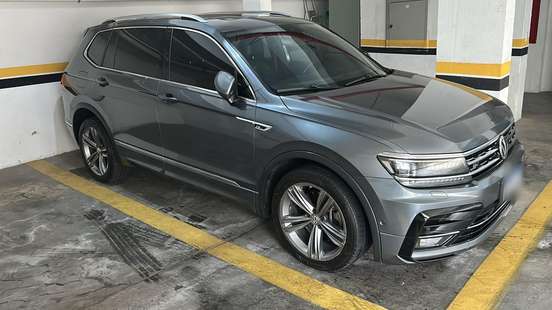VOLKSWAGEN-TIGUAN-2018
