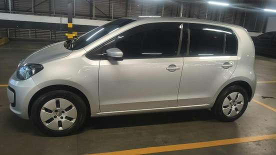 VOLKSWAGEN-UP-2015