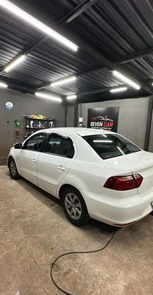 VOLKSWAGEN-VOYAGE-1.6 MI 8V FLEX 4P MANUAL VOLKSWAGEN-VOYAGE-2013