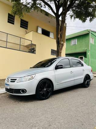 VOLKSWAGEN VOYAGE 1.6 MI COMFORTLINE 8V FLEX 4P MANUAL