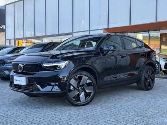 VOLVO-EC40-P8 RECHARGE TWIN ELECTRIC ULTRA BLACK EDITION AWD VOLVO-EC40-2025