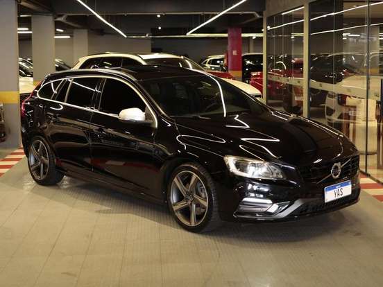 VOLVO-V60-2.0 T6 R DESIGN TURBO GASOLINA 4P AUTOMÁTICO VOLVO-V60-2015