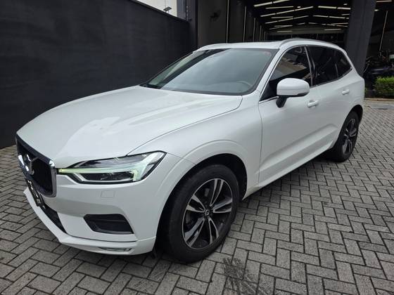 VOLVO XC60 2.0 T5 GASOLINA MOMENTUM AWD GEARTRONIC