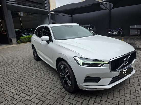VOLVO-XC60-2.0 T5 GASOLINA MOMENTUM AWD GEARTRONIC VOLVO-XC60-2020