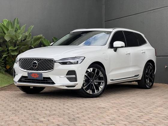 VOLVO XC60 2.0 T8 PHEV ULTRA AWD GEARTRONIC