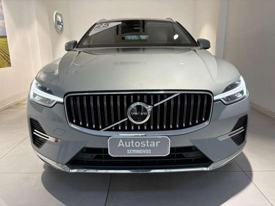 VOLVO-XC60-2024