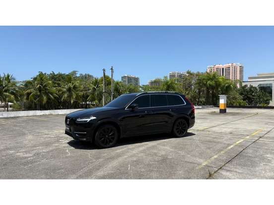 VOLVO-XC90-2.0 MOMENTUM TURBO GASOLINA 4P 4X4 AUTOMÁTICO VOLVO-XC90-2015