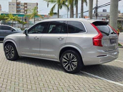 VOLVO-XC90-2024