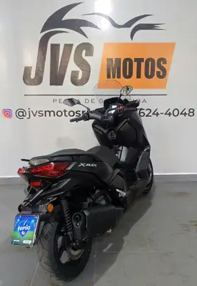 YAMAHA-XMAX 250 CONNECTED ABS-2025