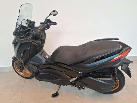 YAMAHA-XMAX ABS-2023