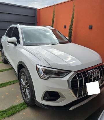 AUDI-Q3-2024