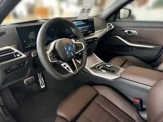 BMW-330e-2026