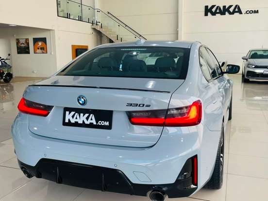 BMW-330e-2.0 16V TURBO HÍBRIDO M SPORT AUTOMÁTICO BMW-330e-2022