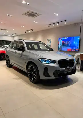 BMW-X3-2023
