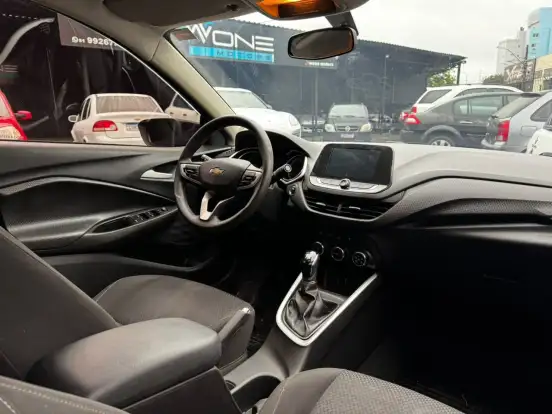 CHEVROLET-ONIX-2020