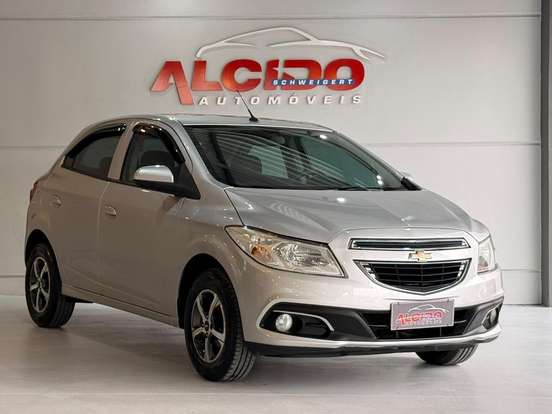 CHEVROLET-ONIX-1.0 MPFI LT 8V FLEX 4P MANUAL CHEVROLET-ONIX-2013