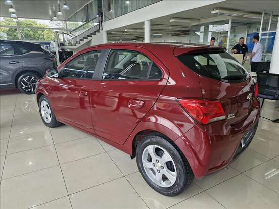CHEVROLET-ONIX-1.4 MPFI LT 8V FLEX 4P AUTOMÁTICO CHEVROLET-ONIX-2018