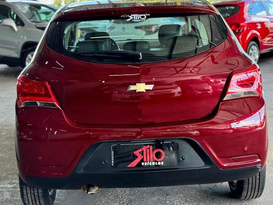 CHEVROLET-ONIX-1.4 MPFI LT 8V FLEX 4P MANUAL CHEVROLET-ONIX-2019