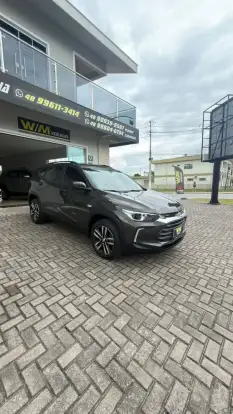 CHEVROLET-TRACKER-2023